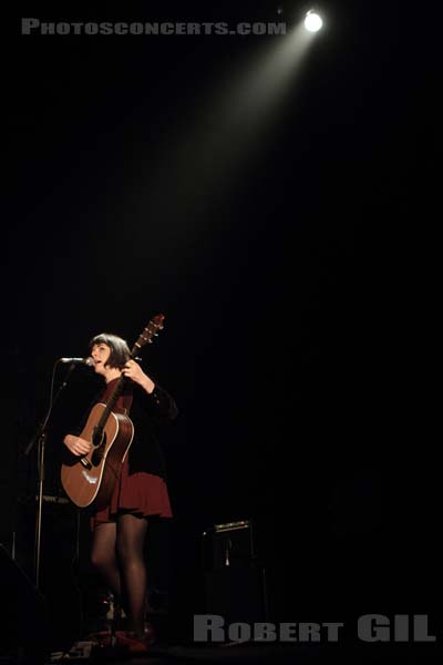 TINY RUINS - 2013-03-21 - PARIS - La Cigale - 